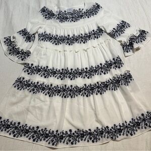 ViVi by Violet Weekend 3/4 Sleeve White Floral and Ruffle Shift Dress Small